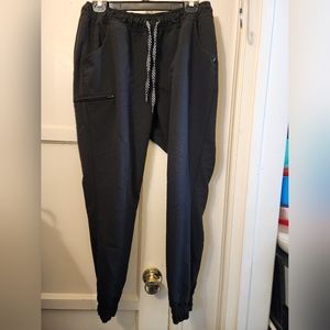 Jaanuu women's 5 pocket Jogger Petite in size Medium